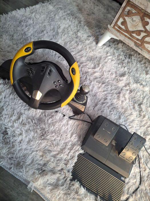 Volan cu pedale Myria