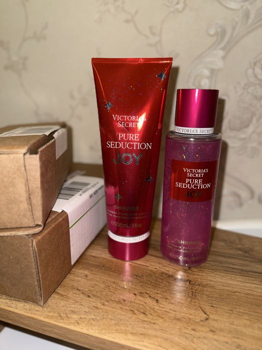 Victoria’s Secret Pure Seduction Joy с шиммером