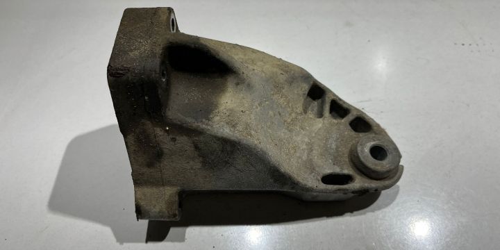 Suport / tampon motor 350 CDI A6422232304 Mercedes-Benz E-Class W212