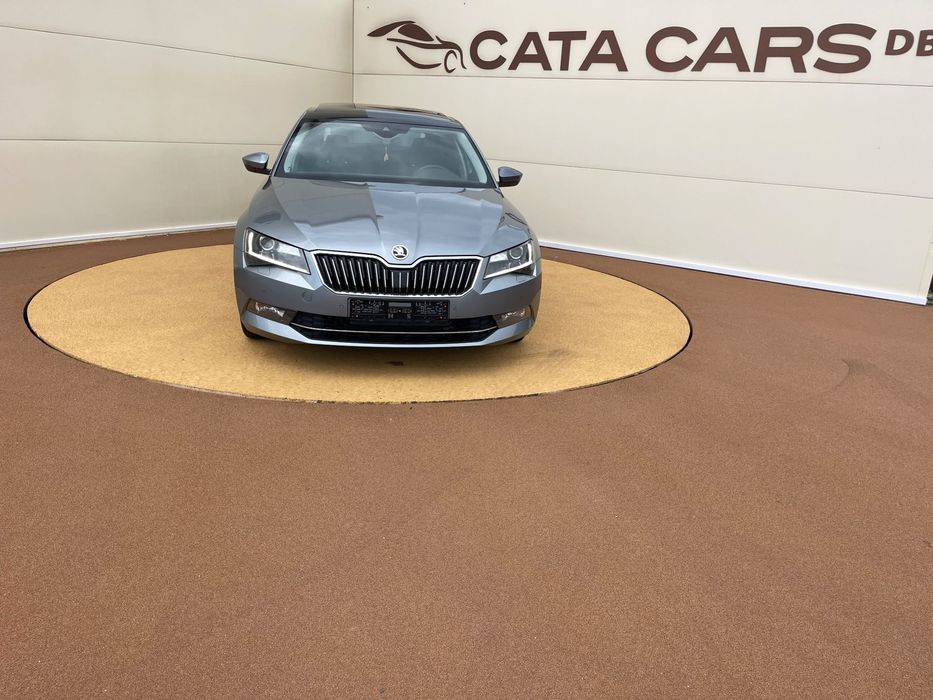Skoda Superb Skoda Superb 2.0TDI, BI-Xenon, Panoramic, Keyless, Webasto