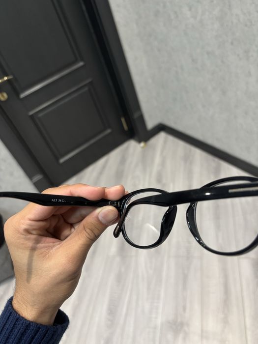 Очки Tom Ford.