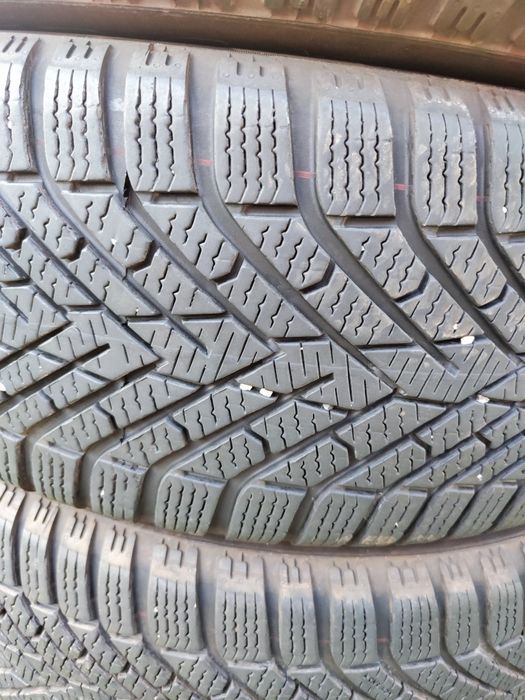 4 бр зимни 205/65/17 Pirelli дот 24г