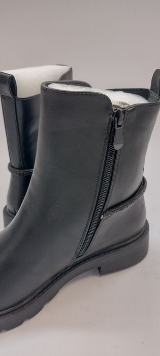 Дамски зимни боти. Чисто нови с мека вълнена подплата, 39 номер.