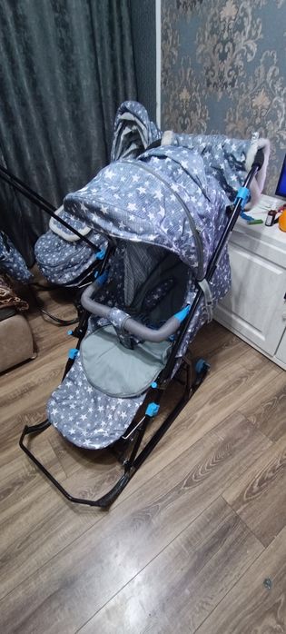 Продаю санки-коляска