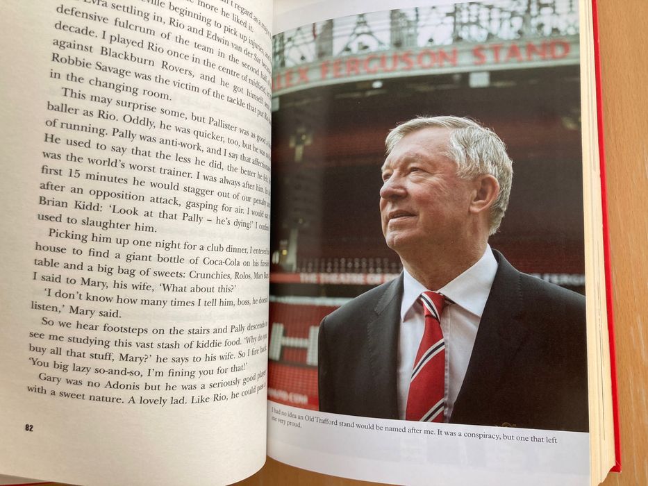 Книги на български, английски