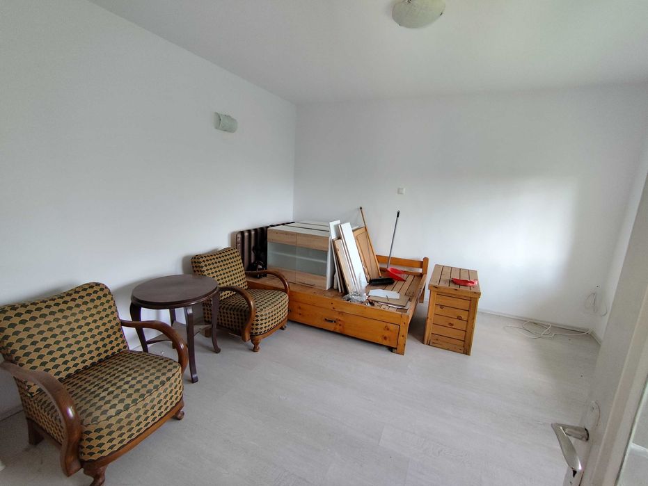 Breaza, casa P+M, teren 335 mp, zona linistita