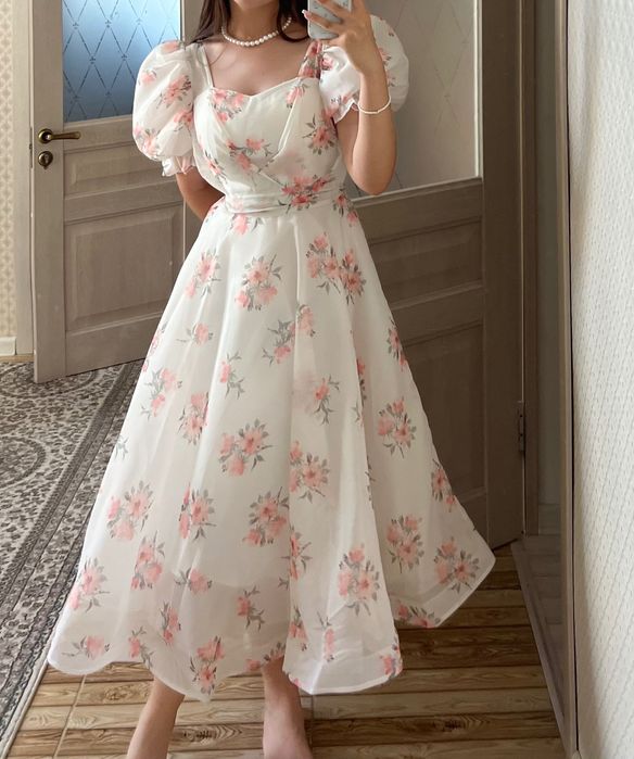 Платье с цветочками