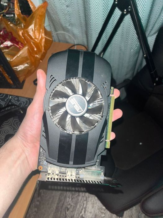 Срочно продается gtx 1650 в рабочем состоянии