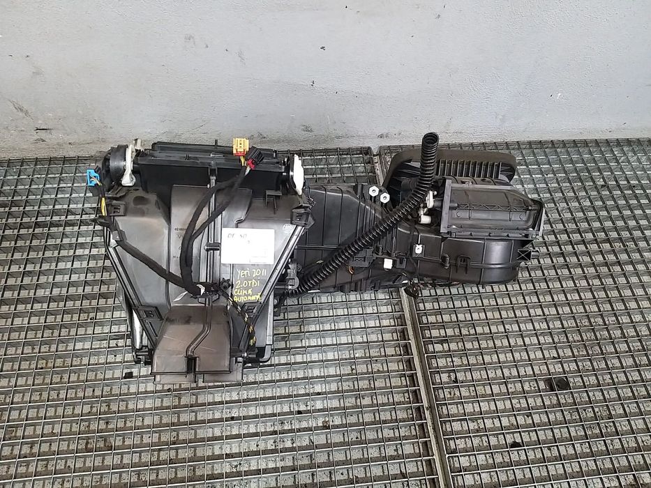 Tulumba clima bord skoda yeti 5l 5l1820003f