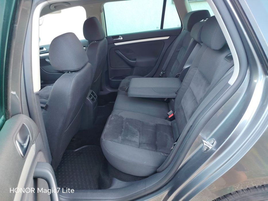 Volkswagen Golf 6 4x4 1.6 tdi euro 5 an 2010. Navi Tempomat Climatronic