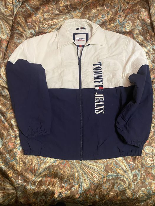 Зимни якета- Tommy Jeans, Urban Classic, Guess