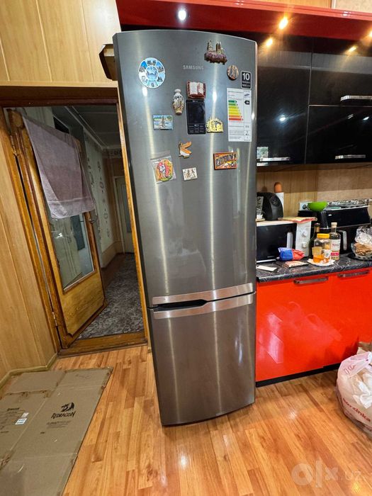Продам холодильник Samsung RL52TEBIH (б/у)