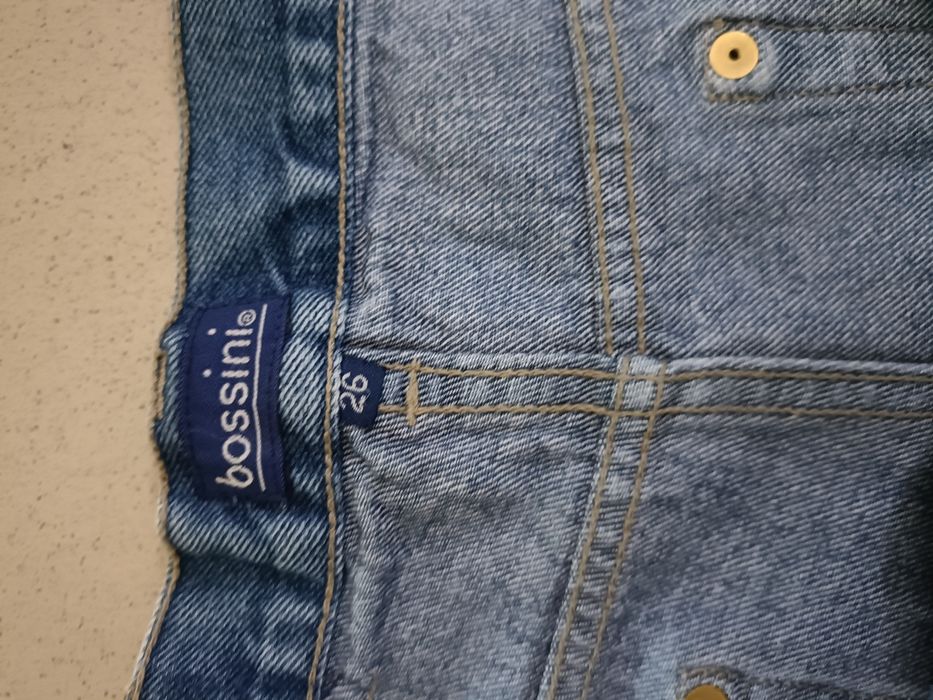 Pantaloni scurți din jeans mărime xl