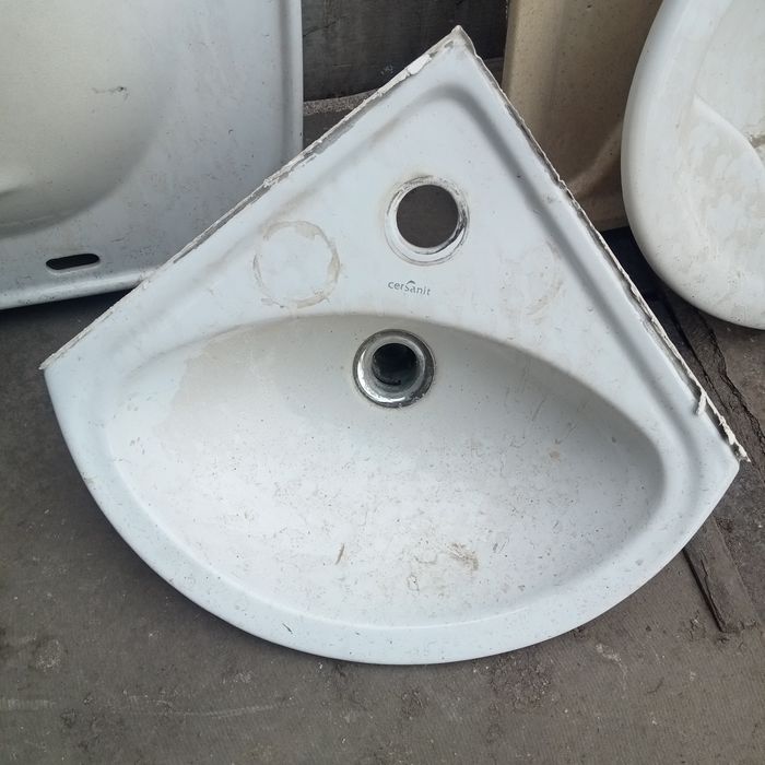 Раковины разные продам