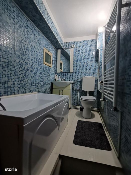 INCHIRIEZ apartament 2 camere la casa,renovat,zona Orasul de Jos