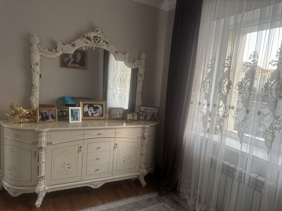 Горка гарнитур зеркало комод