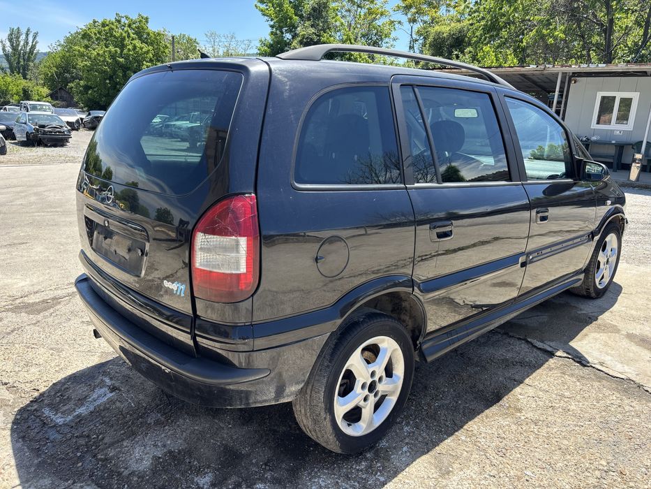 Opel Zafira На части 2 броя