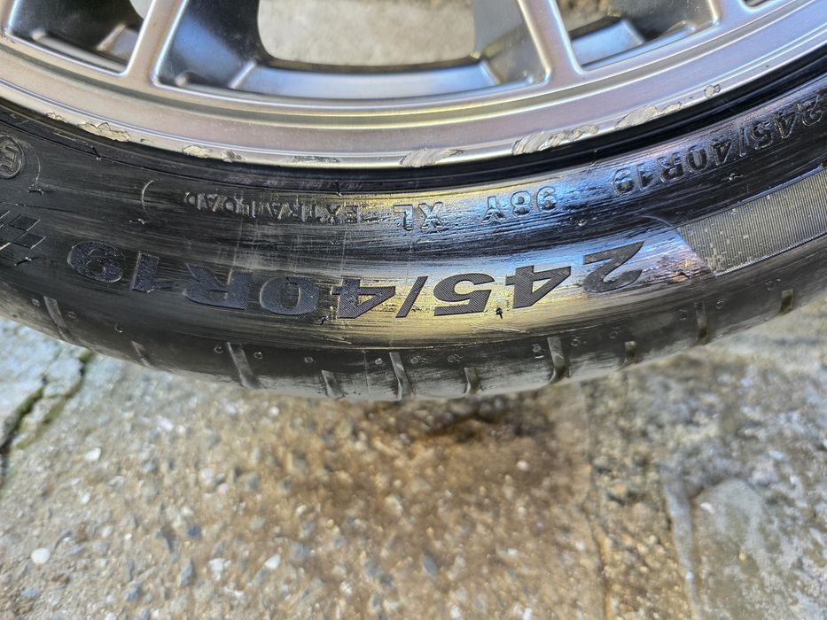 Джанти с гуми 5×120/19 цола за BMW E60 E61