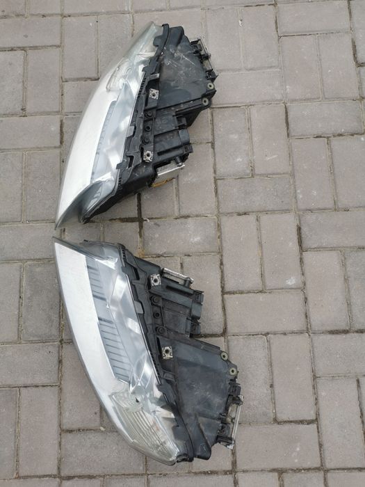 Far xenon Audi A8  2007