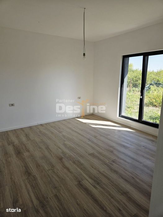 Casa moderna de vanzare | Zona VIȘAN | decomandat, 3 camere, loc de p