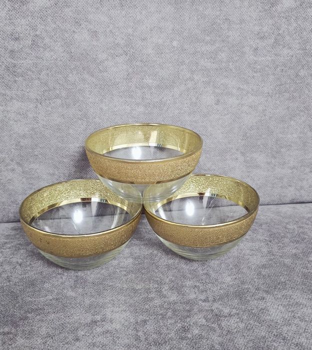 Срочно продам салатницу