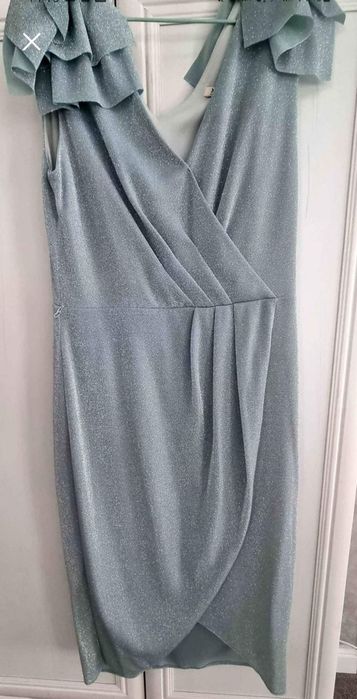 Vând rochii de seară, elegante