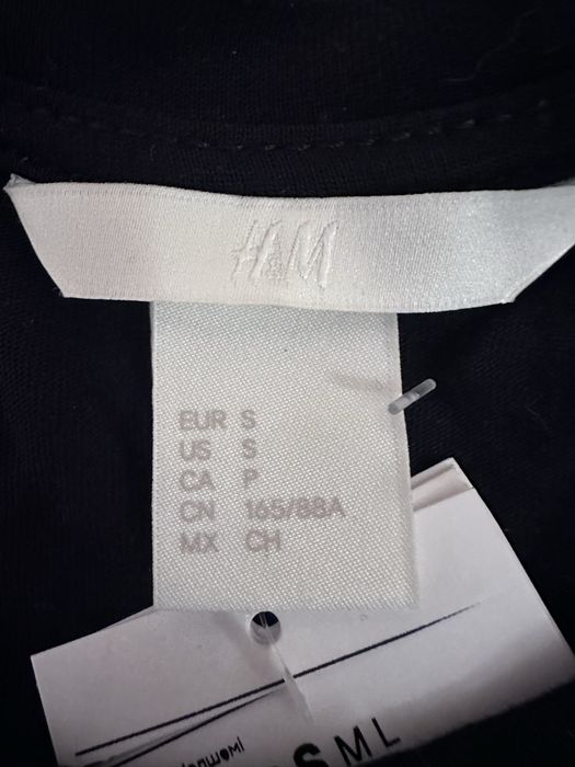 Футболка H&M с тигром из пайеток, S