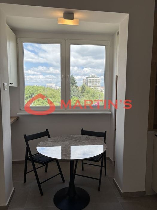 Дава се под наем Тристаен апартамент в София, Център - 84 кв.м за 1000 € - Снимка #9