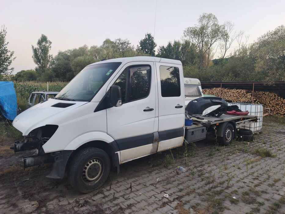 Vand/schimb cu Camion,mercedes sprinter 3.5t,doka,platforma,tract 3,5t