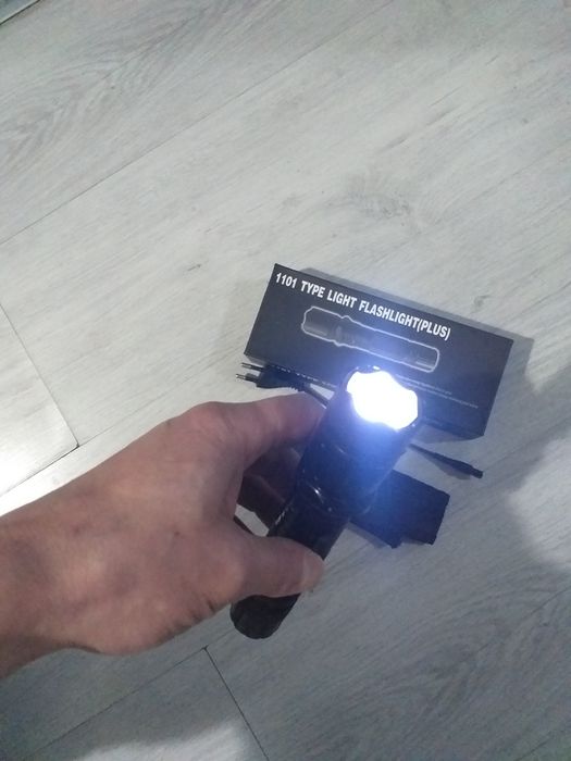 Продаётся фонарик