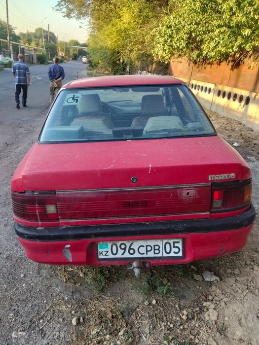 Продам мазду по запчастям
