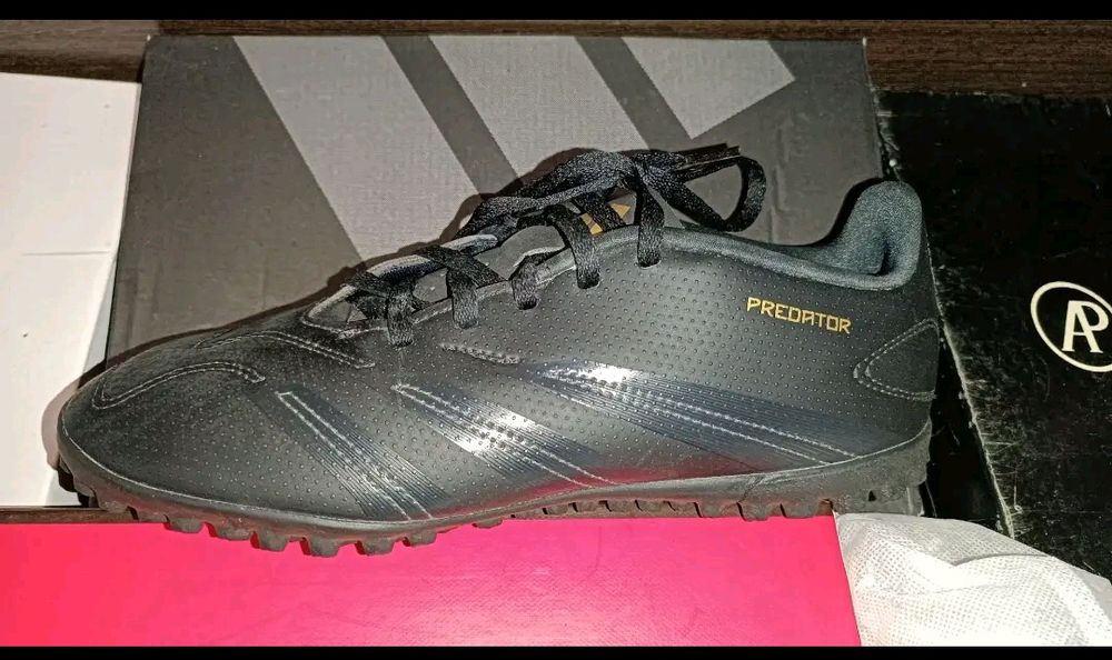 Адидас предатор оригинал