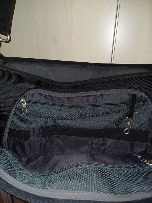 Geanta umar Samsonite