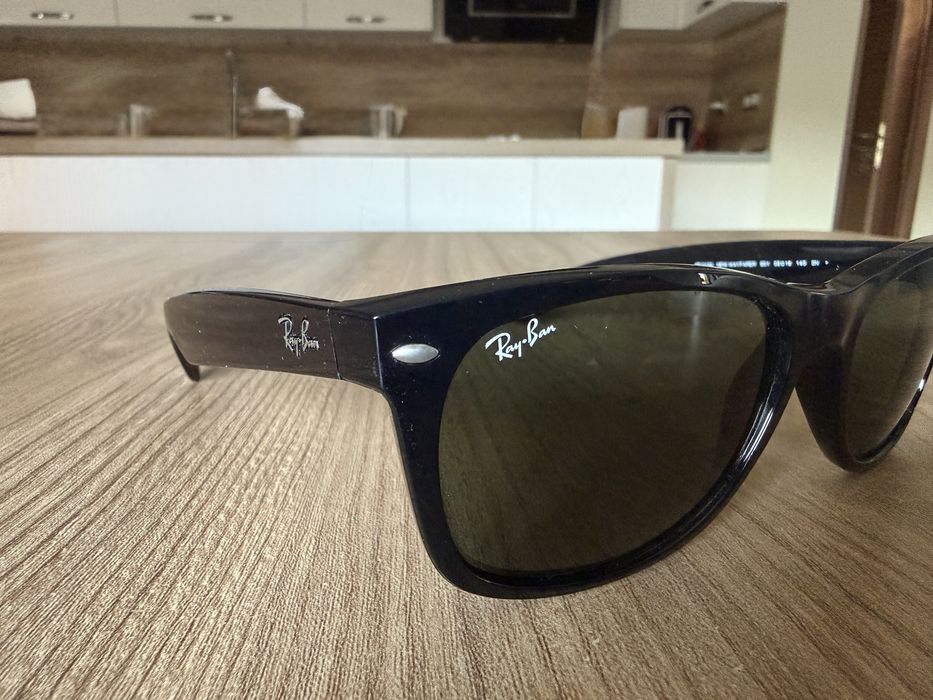 Оригинални очила Ray-Ban New Wayfarer RB 2132 (58mm) – Без драскотини, като нови