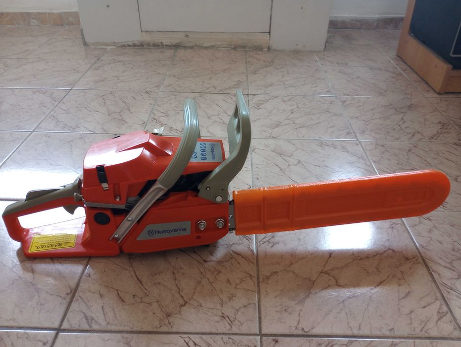 Бензинова верижна резачка Husqvarna 40 cm