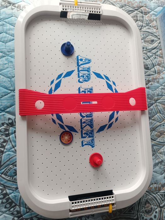 Въздушен хокей /Air Hockey/