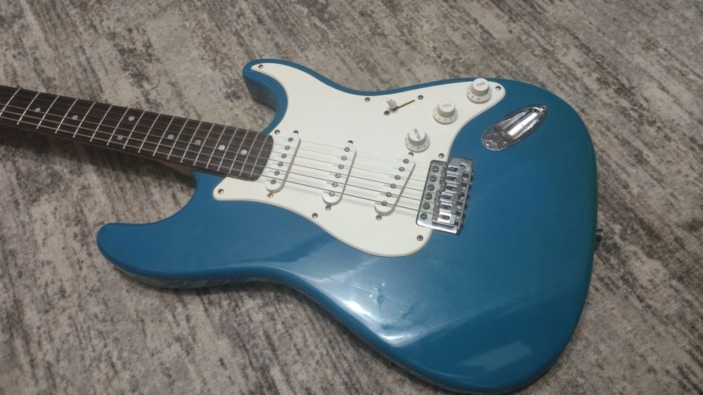 Photogenic stratocaster из Японии