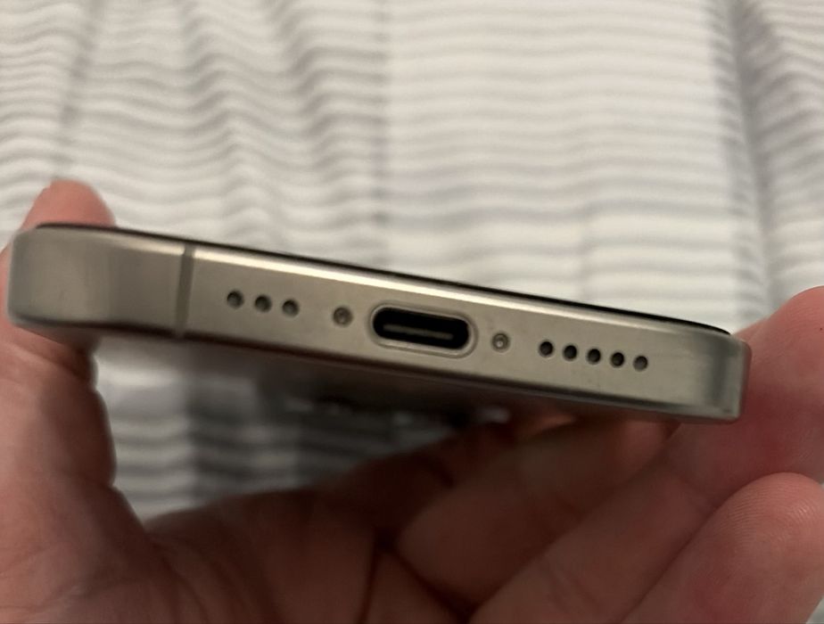 Iphone 15 pro 256 GB