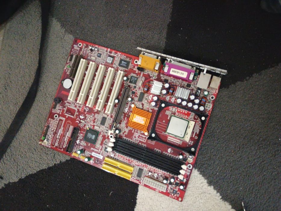 Se vinde componente PC