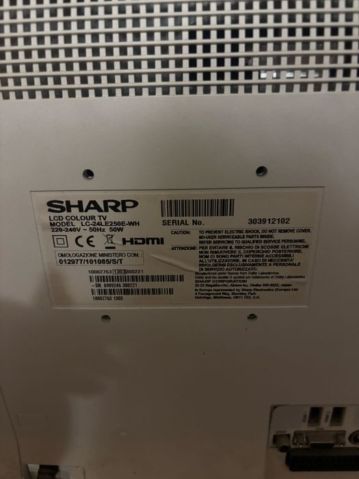 Телевизор Sharp 24 инча