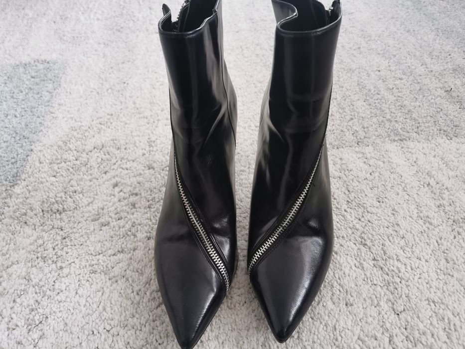 Botine Bershka negre