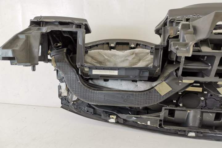 Plansa Bord Originala In Stare Buna Reconditionata Profesional Jeep  R