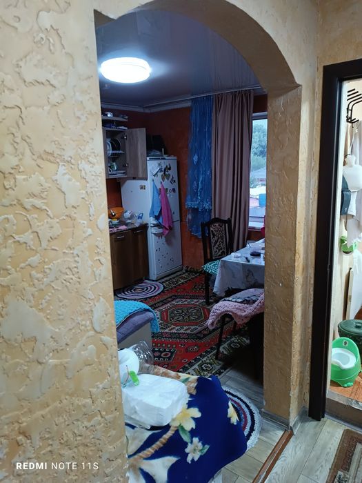 Продам срочно 2-х комнатную квартиру
