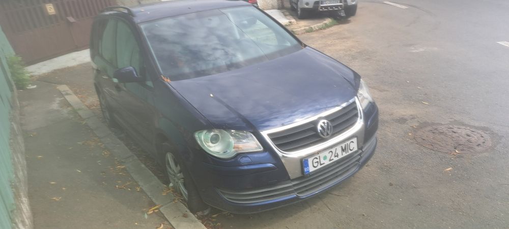 VOLKSWAGEN Touran 2007 — imagine 3