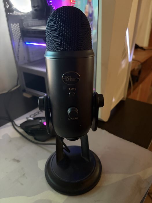 Microfon logitech blue yeti