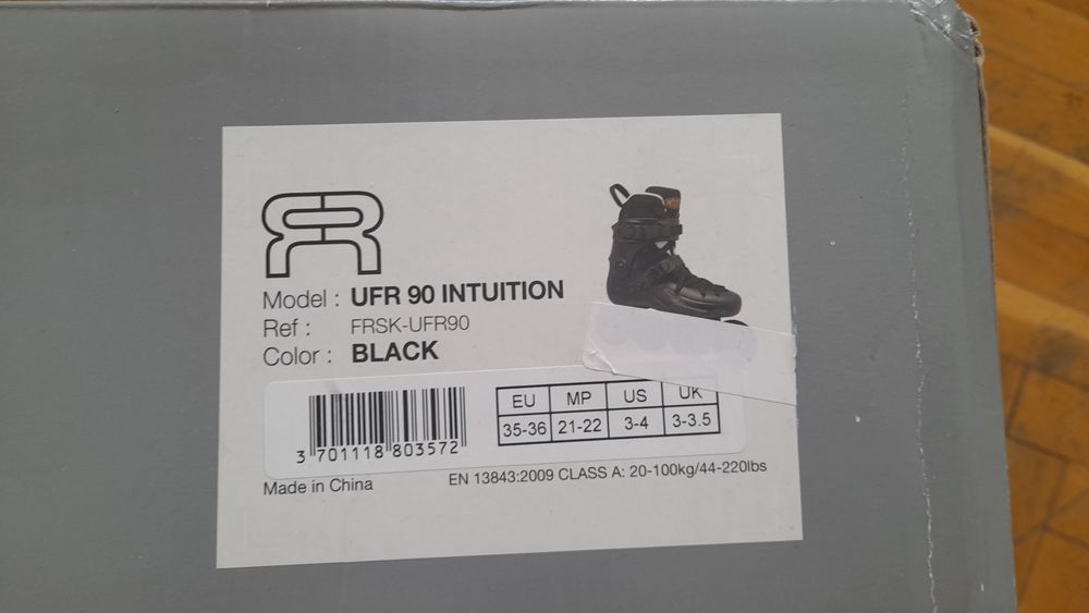 Ролери UFR 90 Intuition само обувка EU 35
