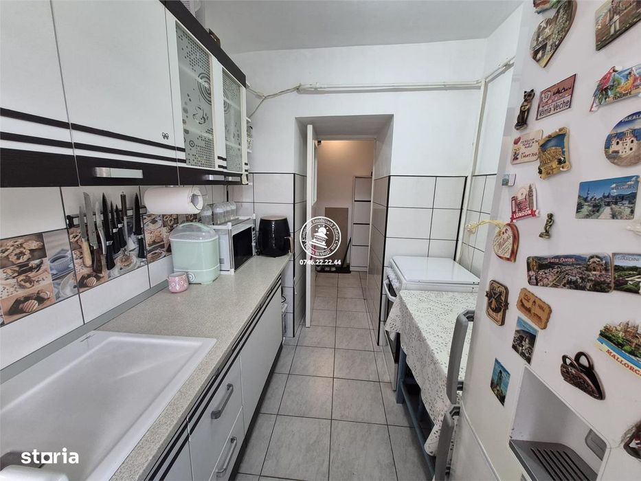 Apartament 3 camere de vanzare Alexandru cel Bun
