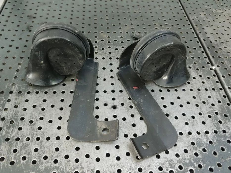 set claxoane vw touareg 7l  e1000209