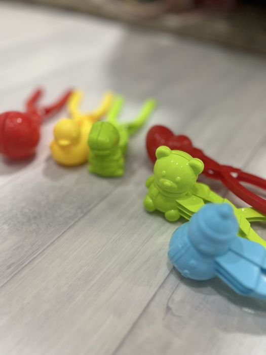 игрушки со снежками