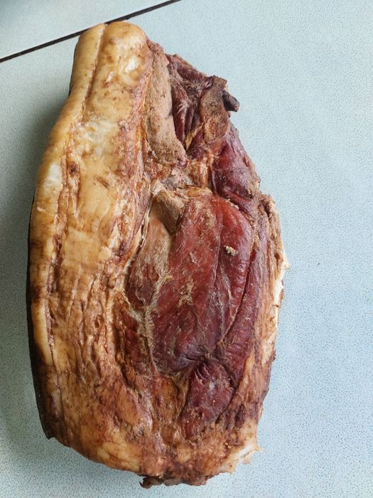 сало,  копчёное  и соленое домашнее